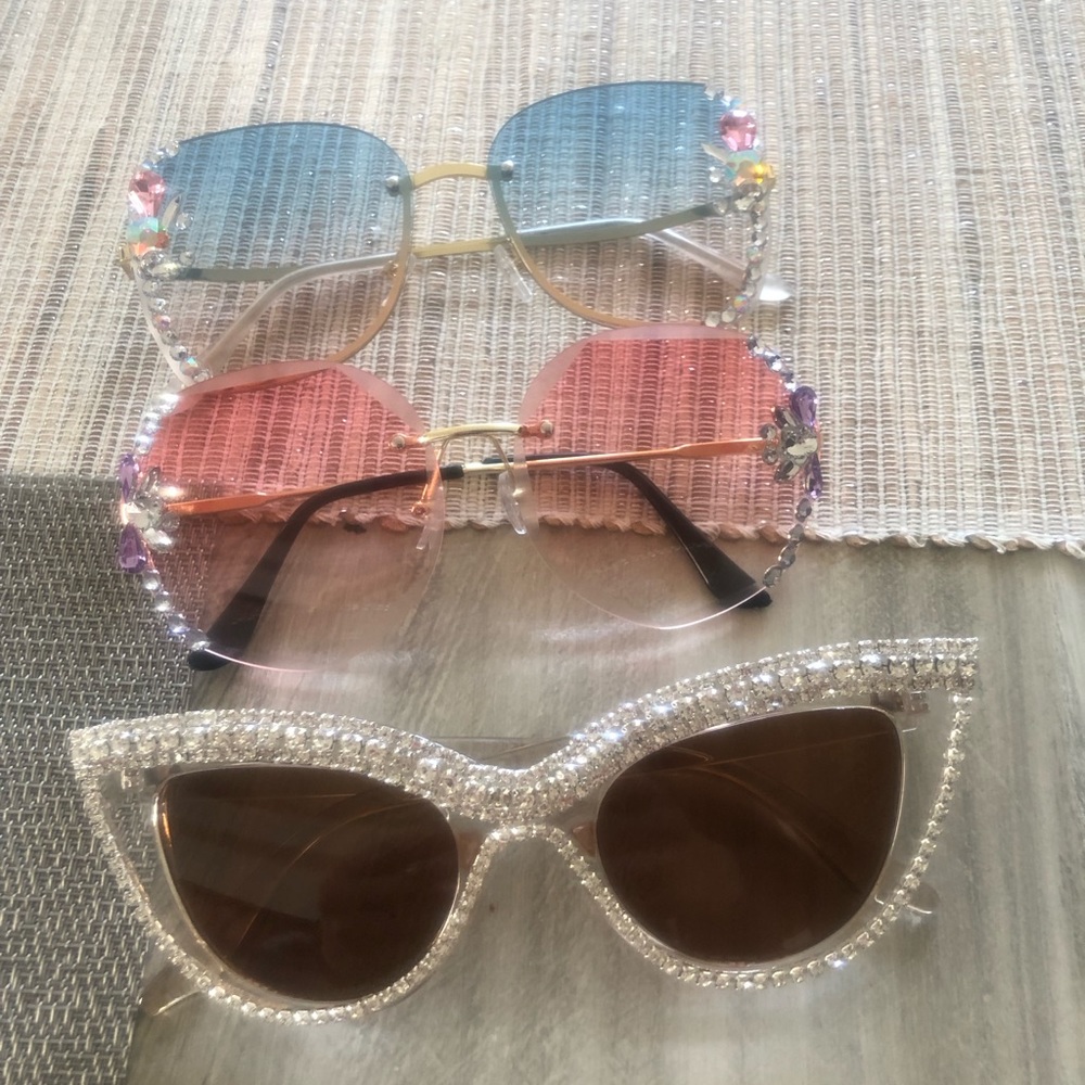 Stylish women’s sunglasses